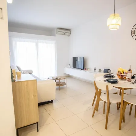 Be Crete - Miramare * Chania (Crete)