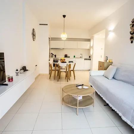 Be Crete - Miramare * Chania (Crete)